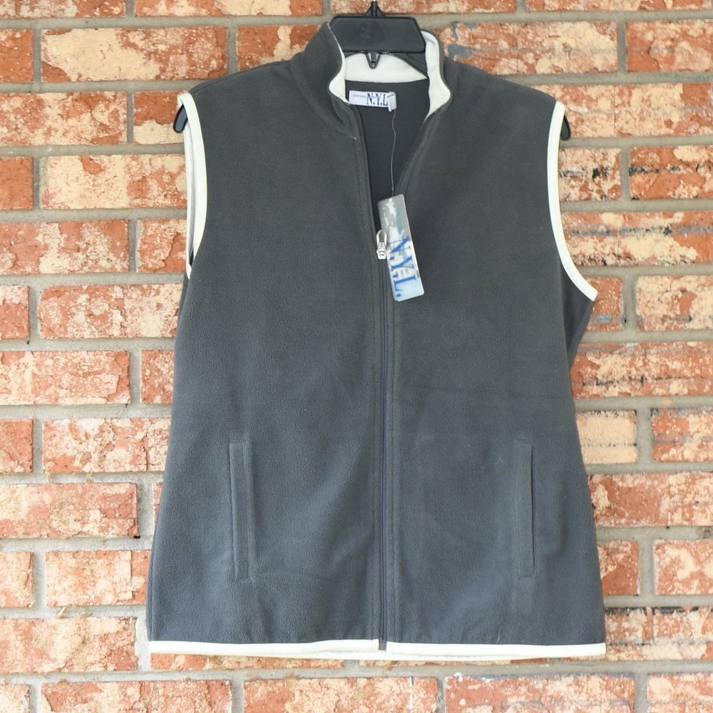 NEW York Laundry Vest - Picture 1 of 5